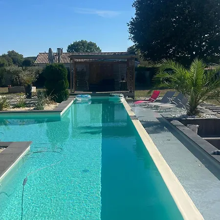 Villa De L'isle Camps